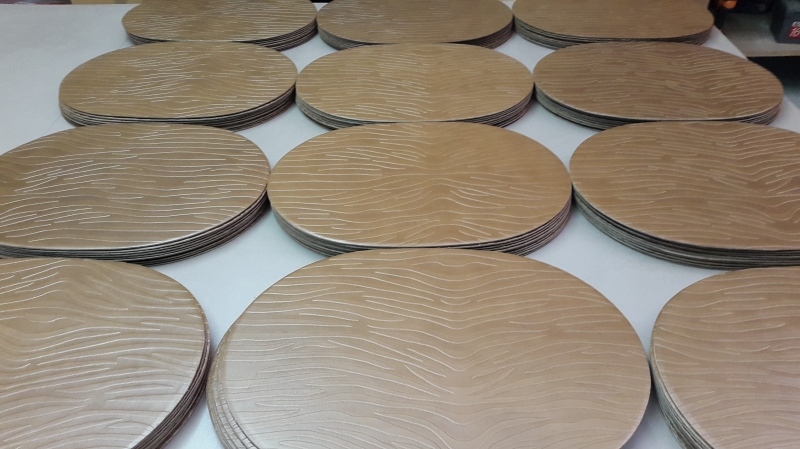 Sets de table en cuir imprimé façon lagon
